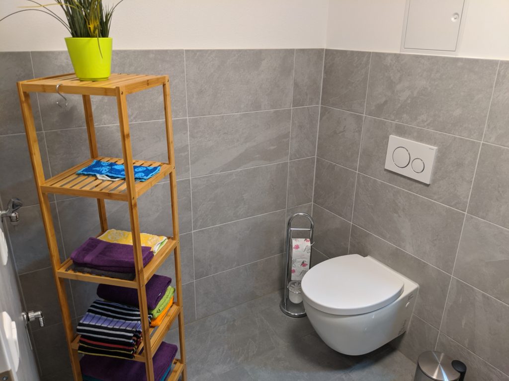 IO19 Dusche 1R